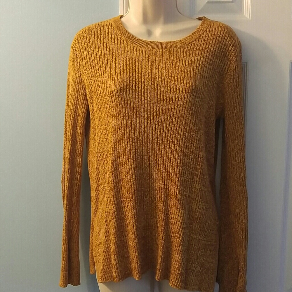 Mustard colored sweater medium