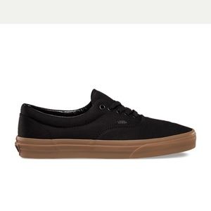 Vans The Era, Vans classic low top shoe. Size 9.5