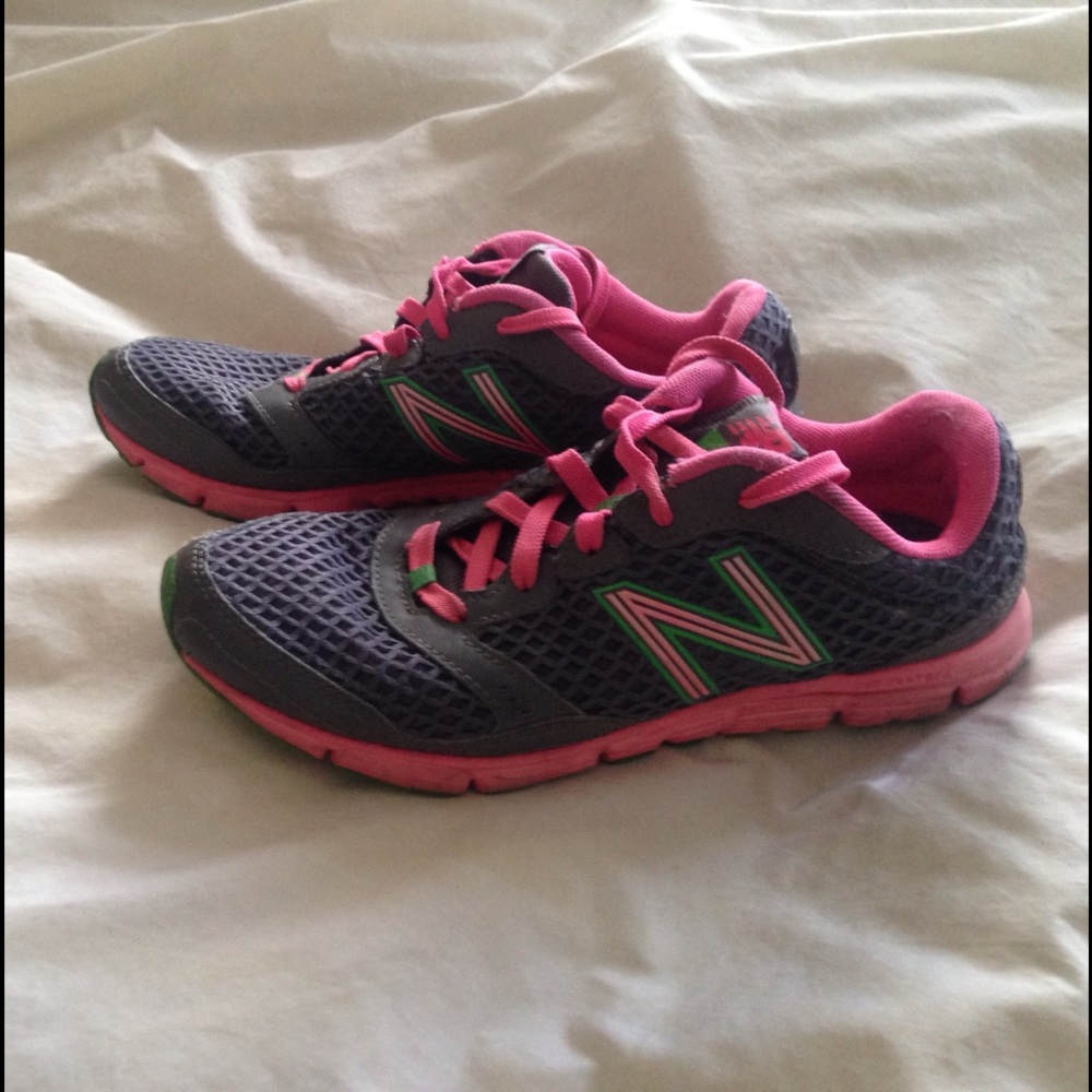 New Balance running shoes size 7.5