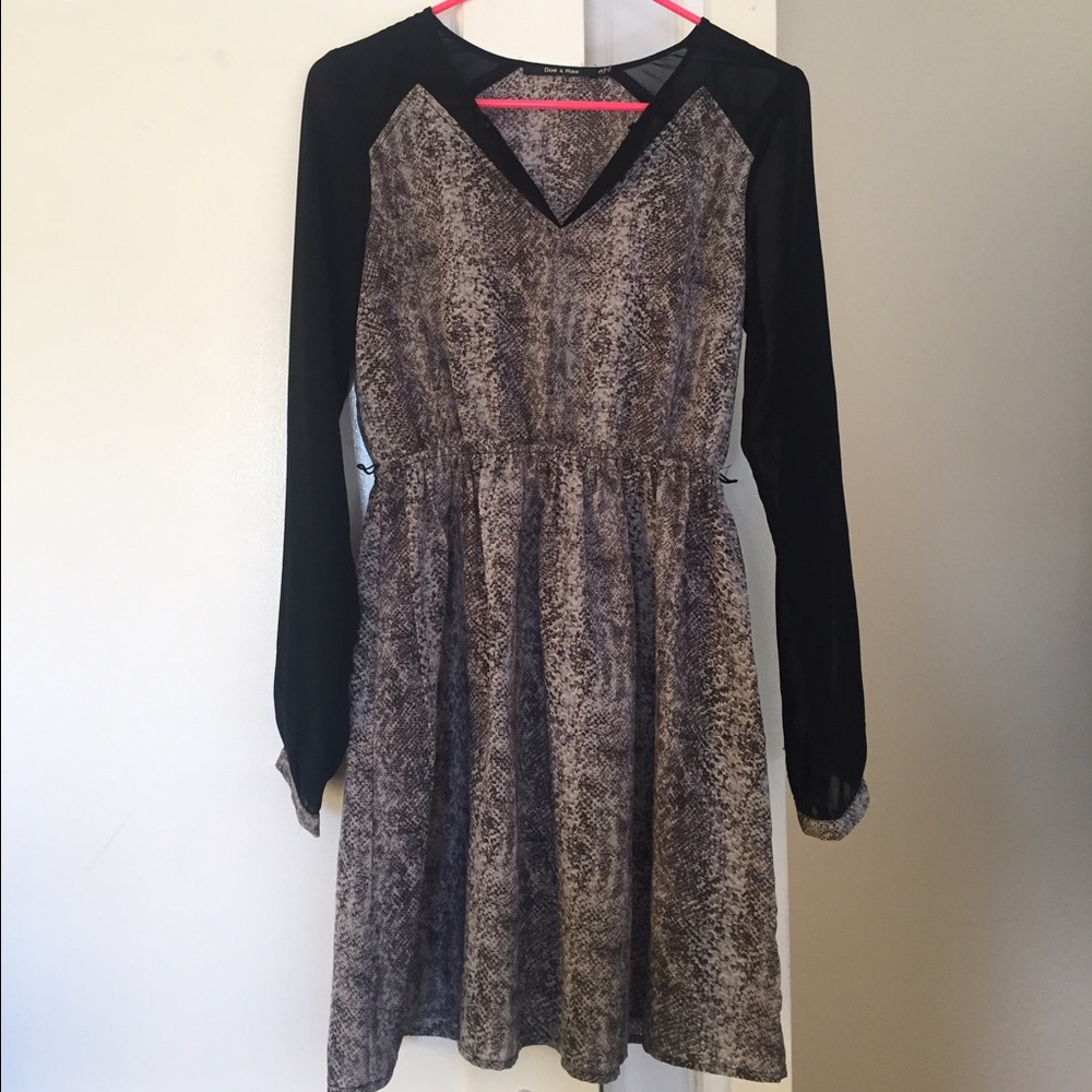 Blank and grey long sleeved dress
