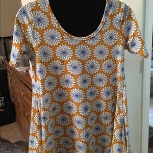 LuLaRoe Classic T, XXS