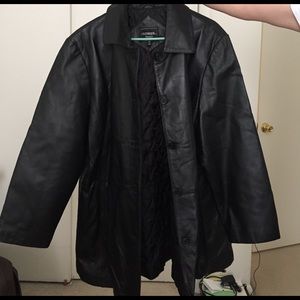 Outbrook Womans genuine leather coat