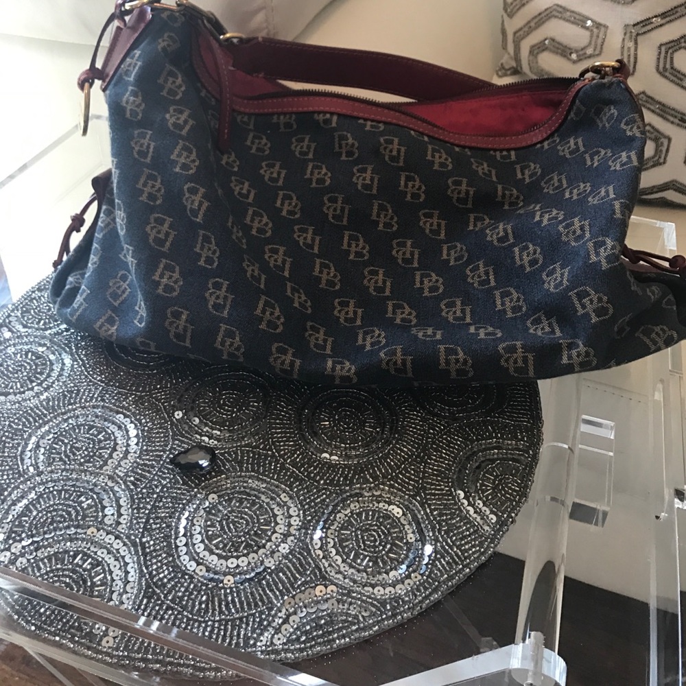Dooney & Bourke bag