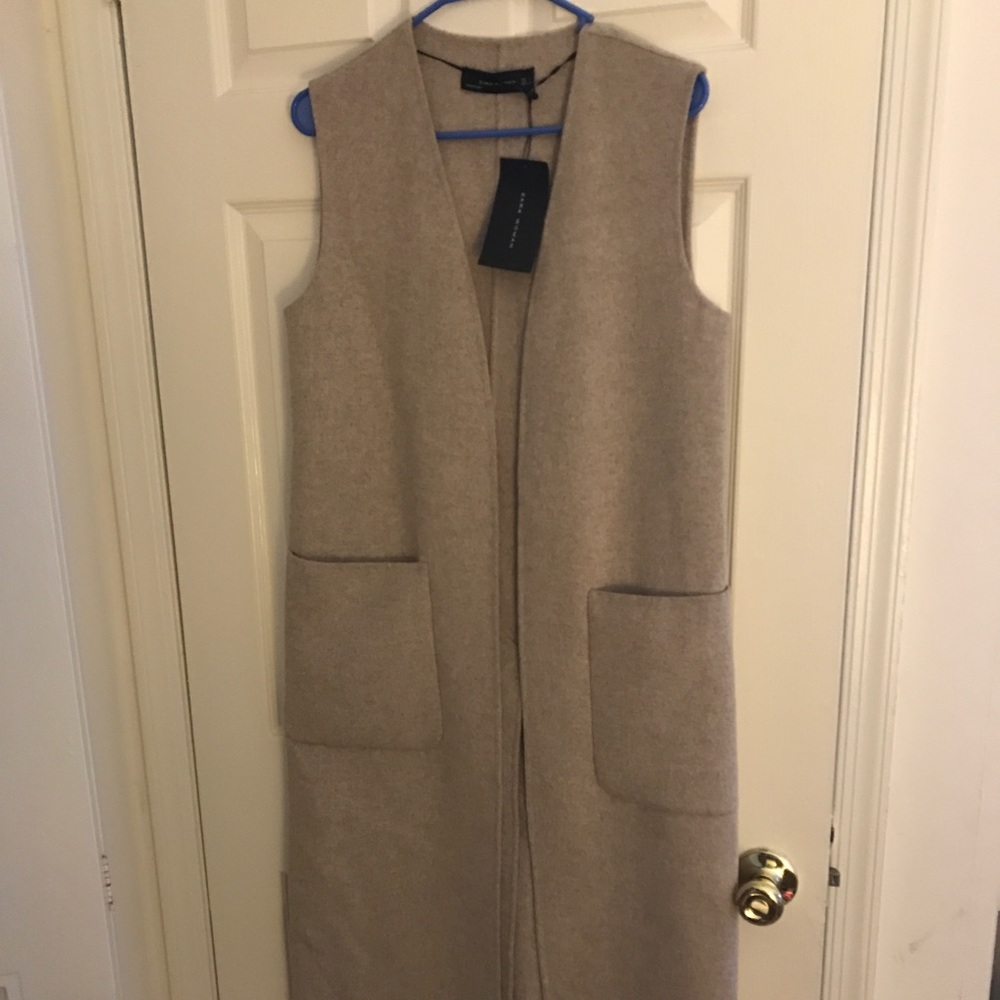Long sleeveless vest
