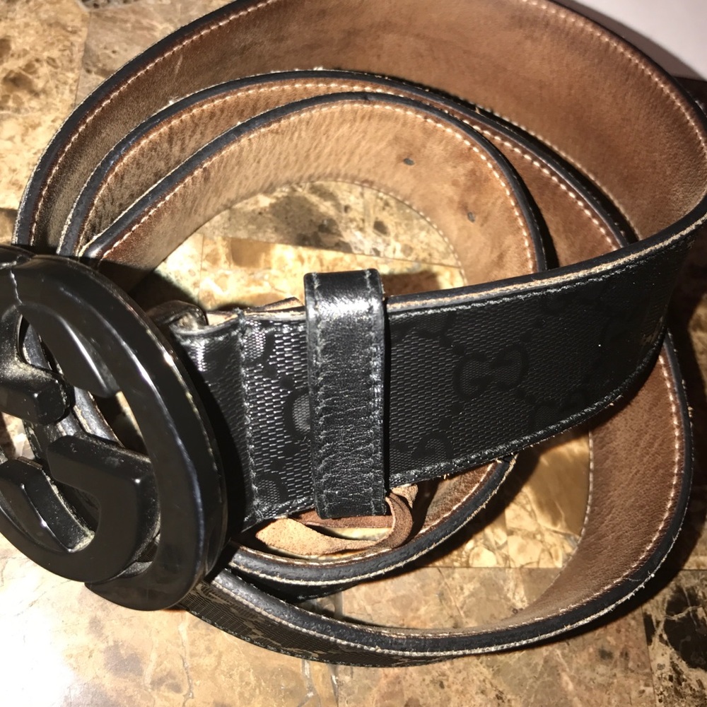 GUCCI BELT BLACK GG SHINY EXCULSIVE