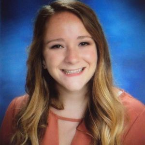 Meet your Posher, Chloe