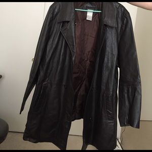 Via Accent genuine leather jacket
