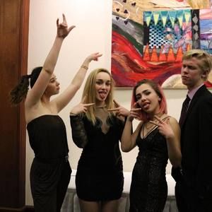 Meet your Posher, Aurora