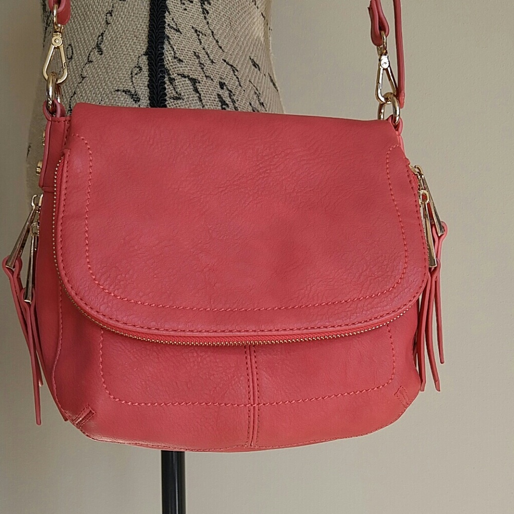 ⭐⭐Closet Clear Out⭐⭐ Purse