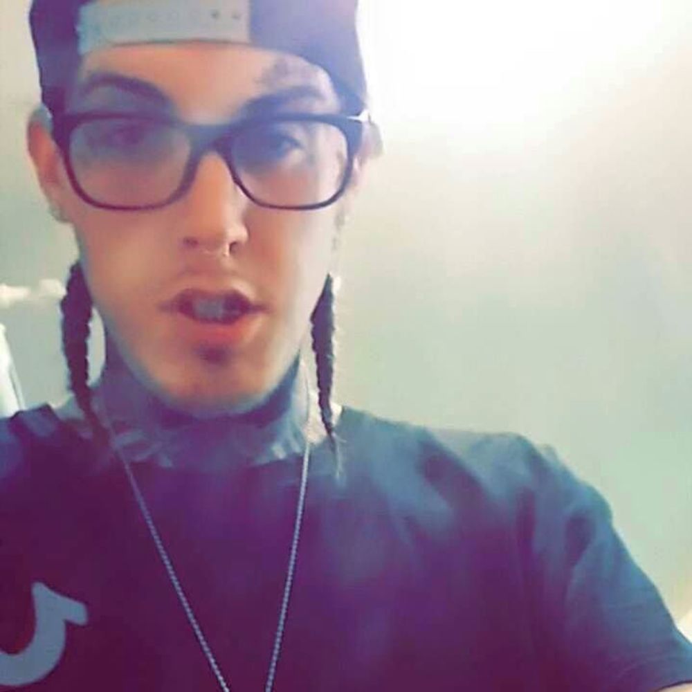 Meet your Posher, Alexander