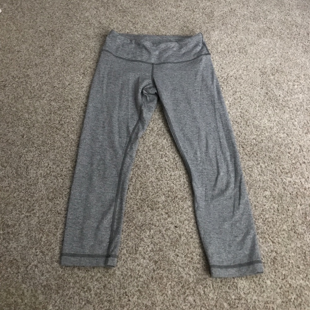 Lululemon crop