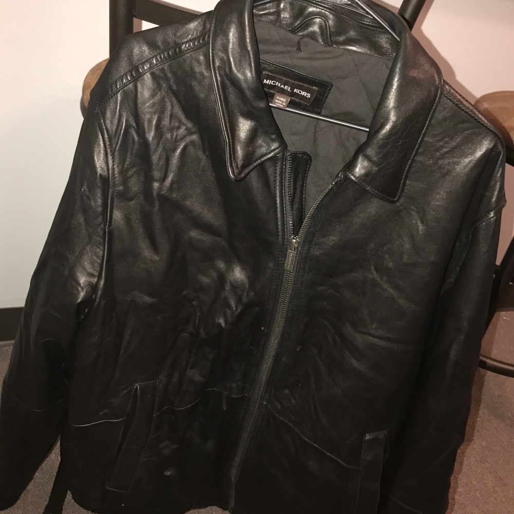 Micheal Kors Leather !! XL soft