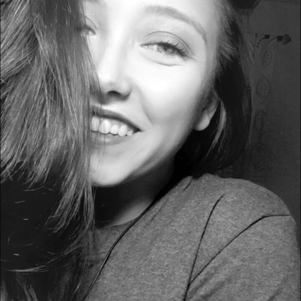 Meet your Posher, Hannah