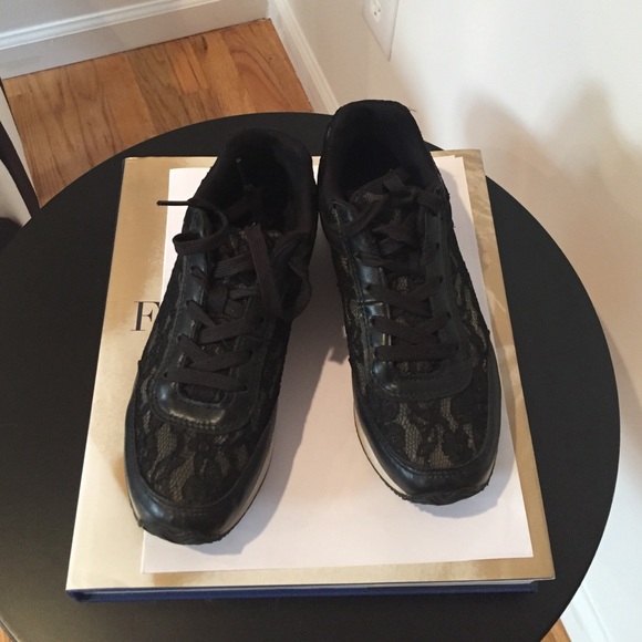 H&M Sneackers - Picture 2 of 3