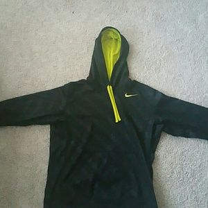 Nike therma fit large men's hoodie