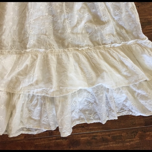 📍SOLD📍L.e.i. Eyelet Dress - Picture 4 of 8