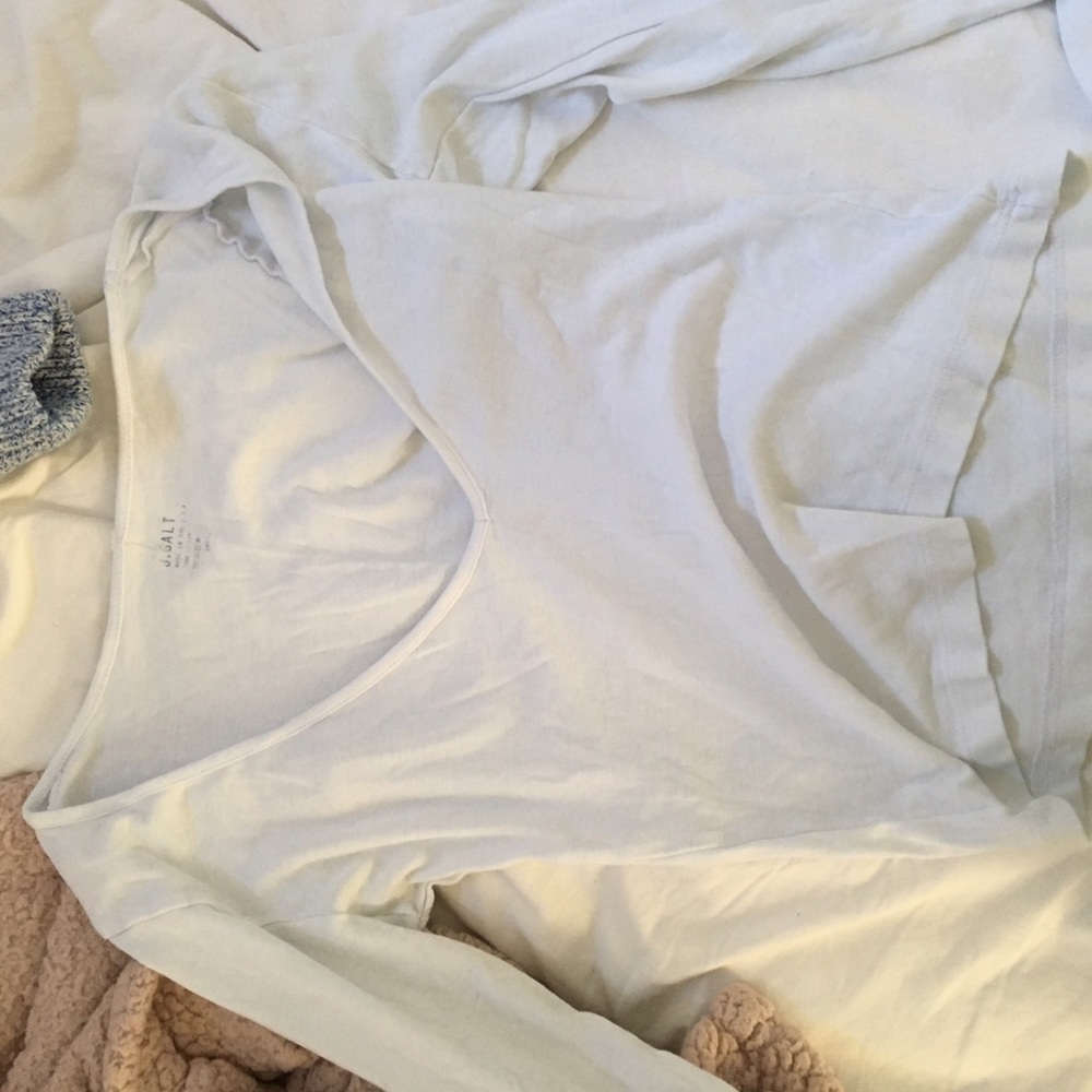 BRANDY MELVILLE CROPPED V NECK LONGSLEEVE