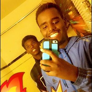 Meet your Posher, Ayanle