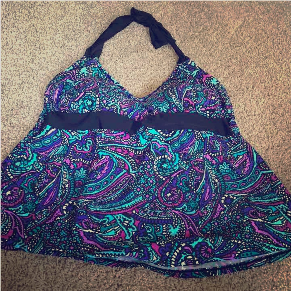Plus size swim top 18w