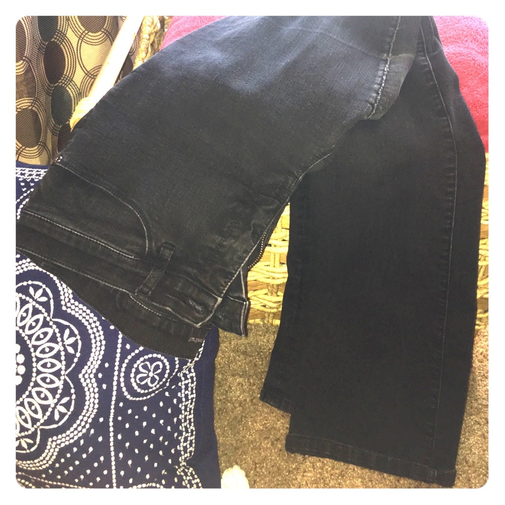 Like new ny&c distressed black bootcut 18 tall