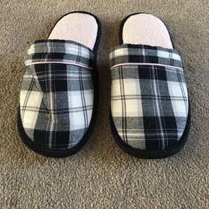 VS slippers