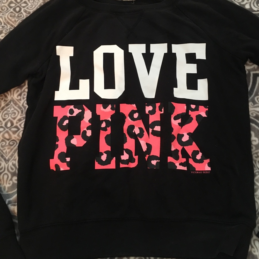 Love PINK! cheetah sweatshirt