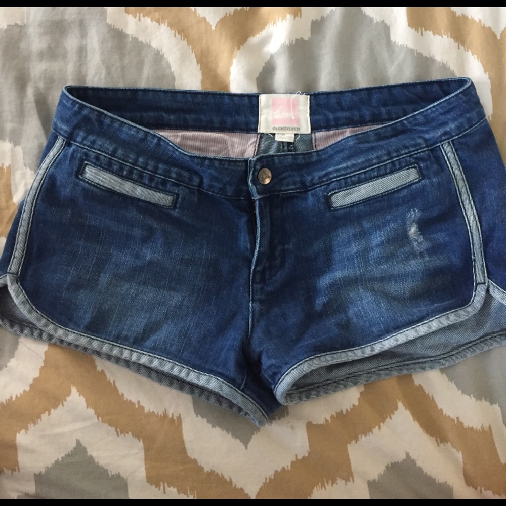 QuickSilver shorts