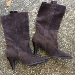 Nine & co dark brown Suede boots