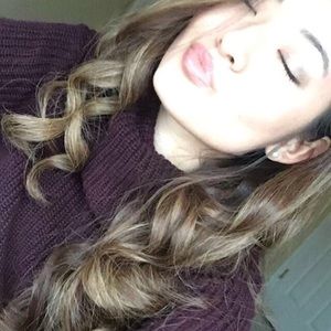 Meet your Posher, Dayna