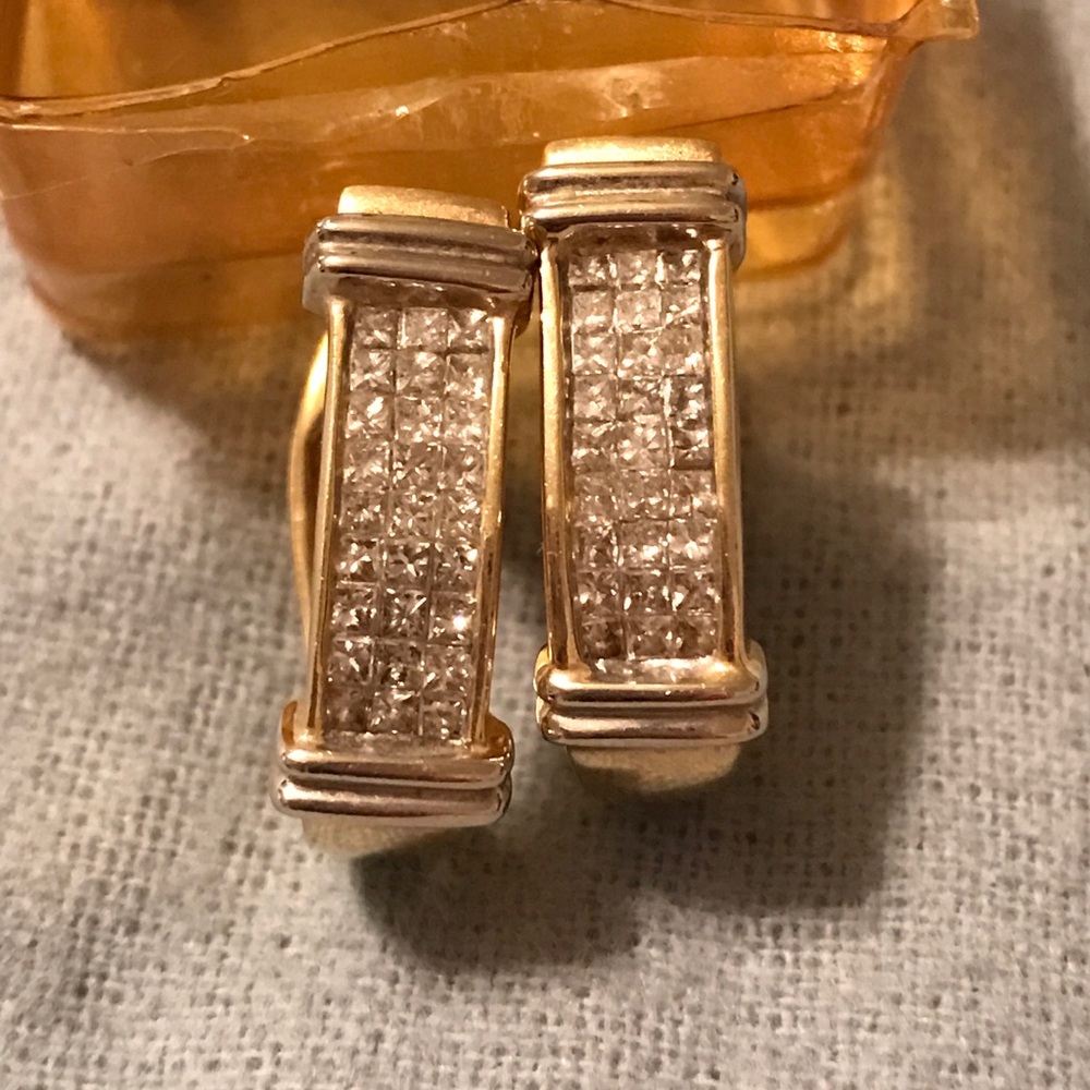 Diamond earrings!!!!!!