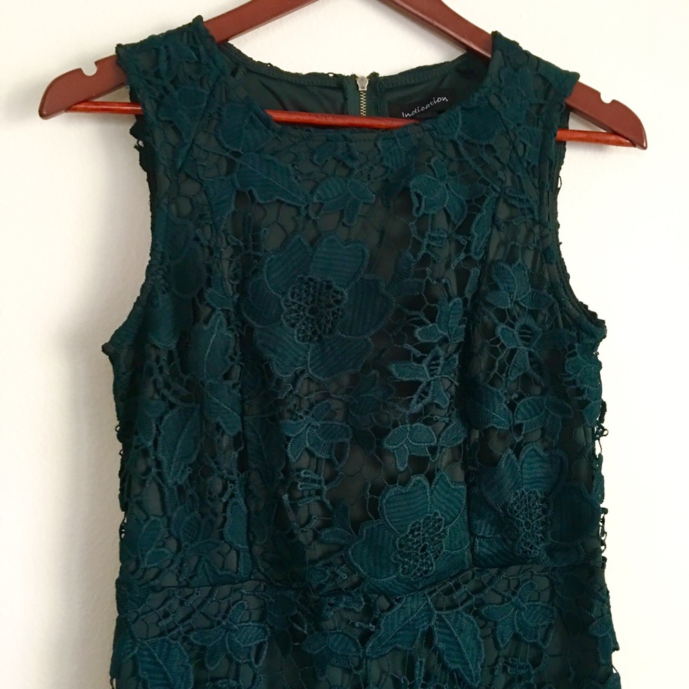 🚫SOLD🚫Lace Dress - Picture 3 of 6