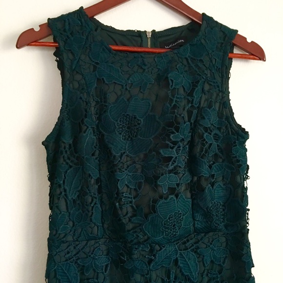 🚫SOLD🚫Lace Dress - Picture 3 of 6