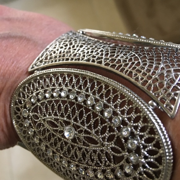 Bracelet - Picture 4 of 4