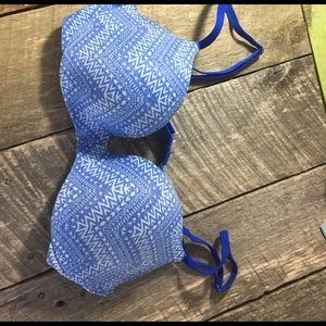 PINK Victoria Secret Campus push-up bra