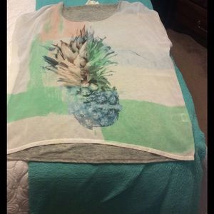 Vince Camuto pineapple top!