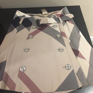 Burberry skirt