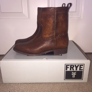 Frye short boots, size 7.5.