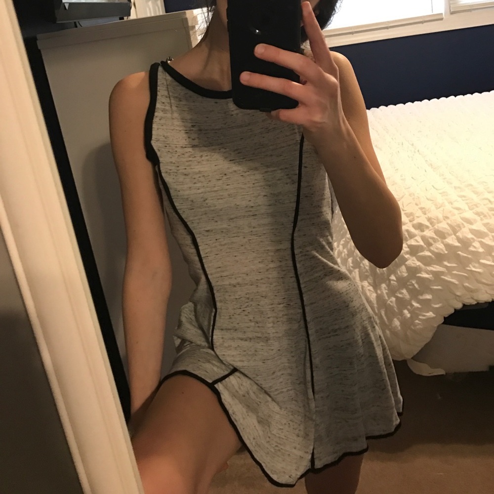 A nice well fitted dress!