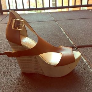 Brown wedges