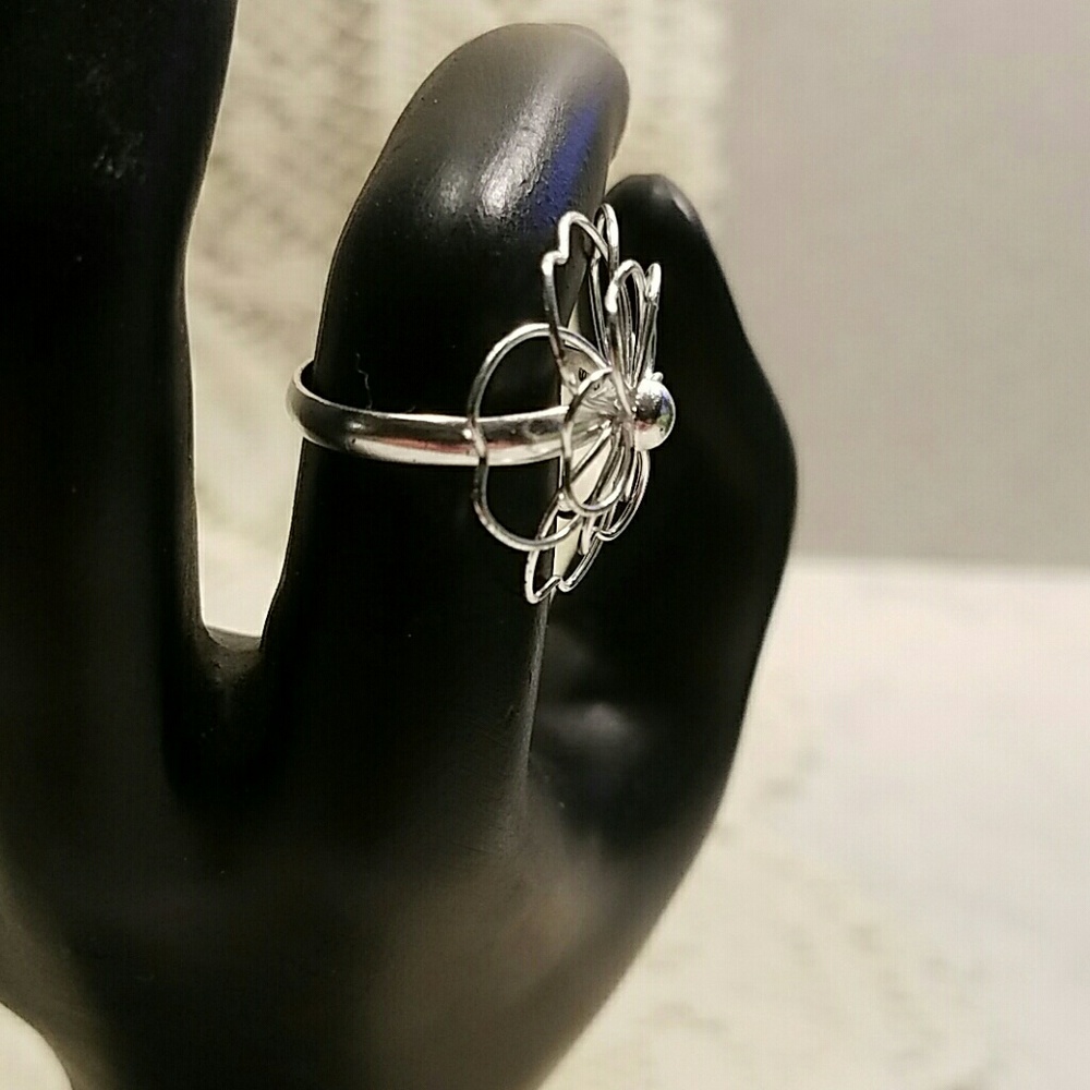 Sterling Silver Open Flower Ring - image 2