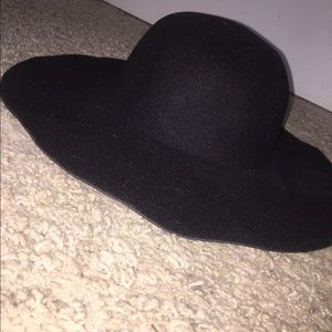 Black floppy hat
