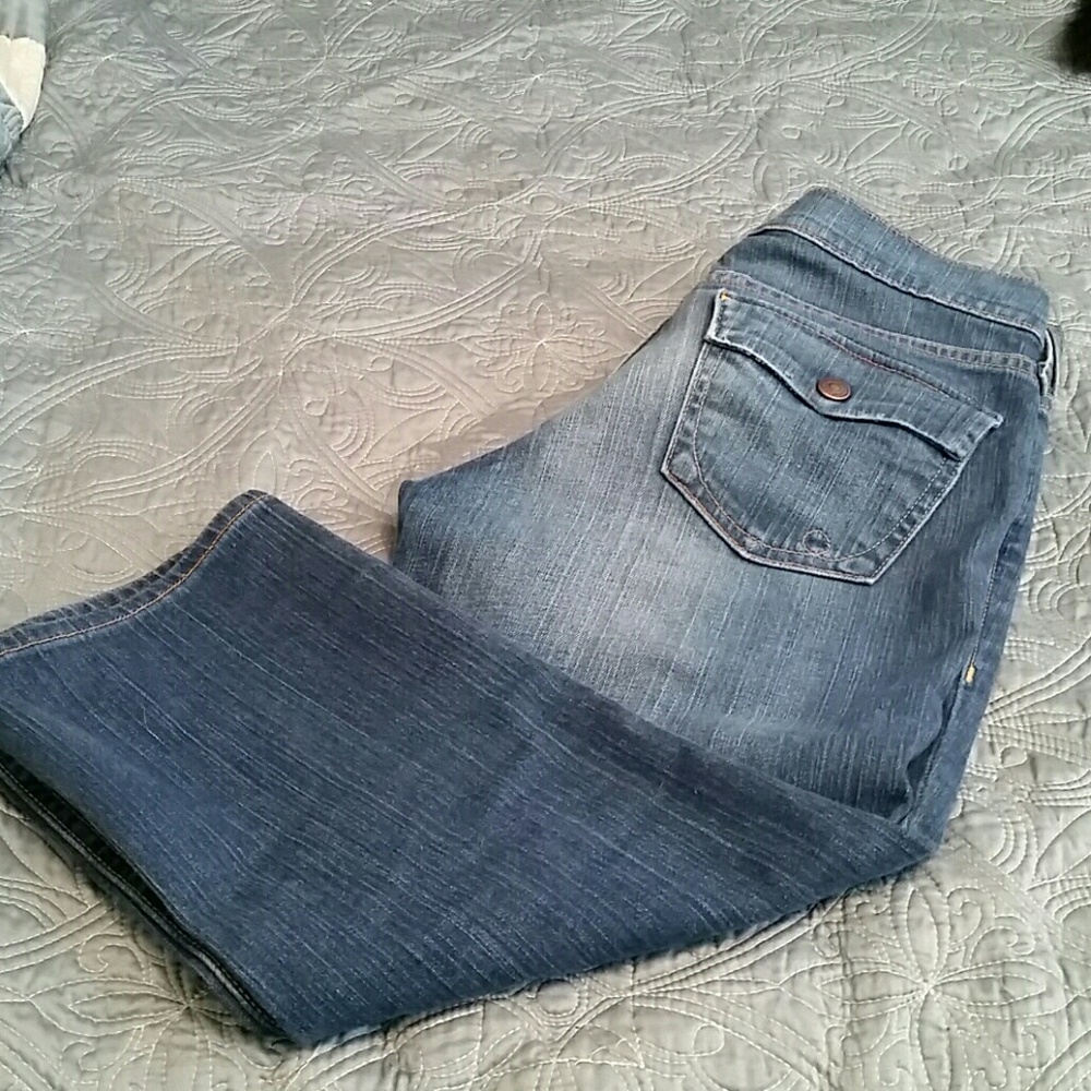 CLEARANCE! Old Navy Jean capris