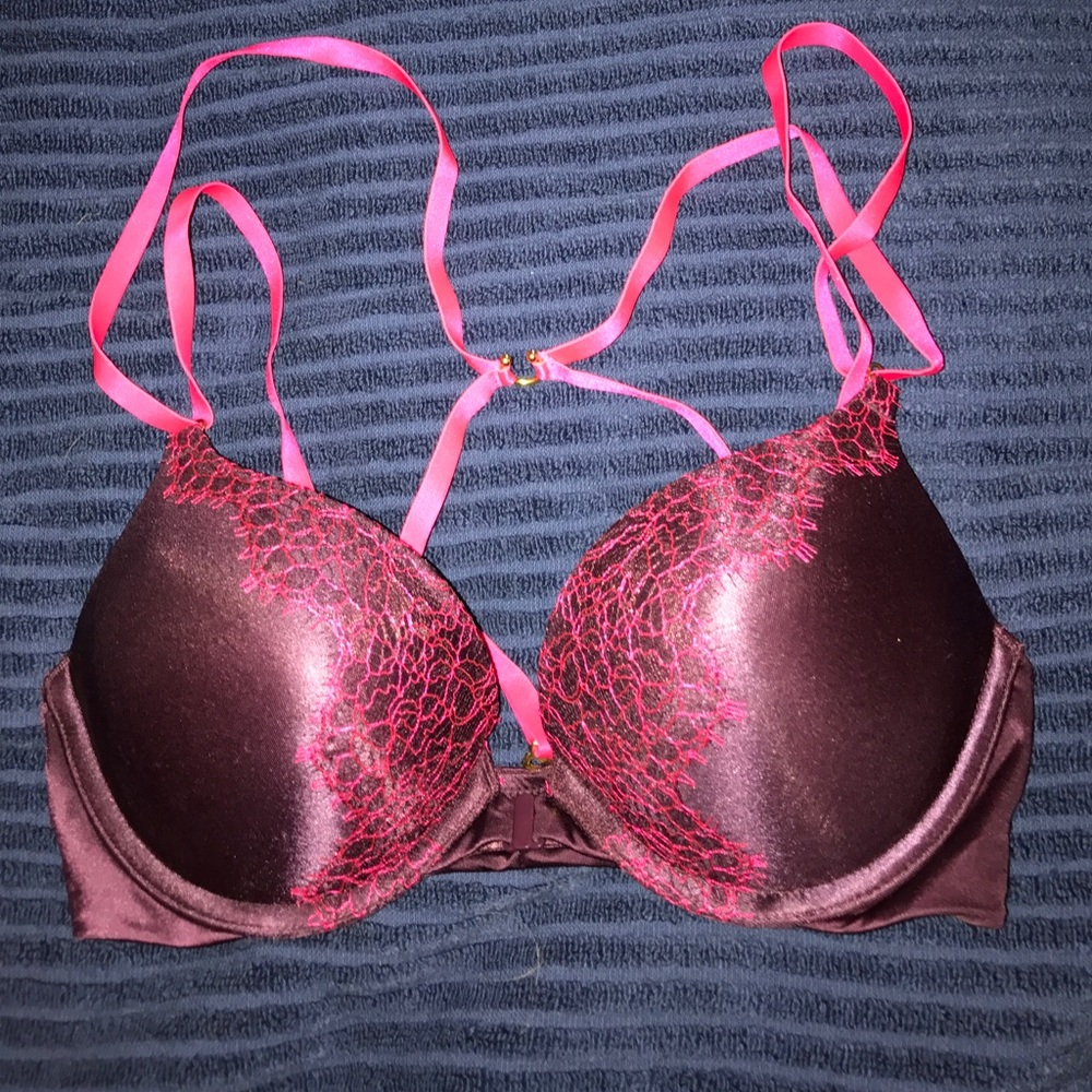 Victoria Secret Bra 32B