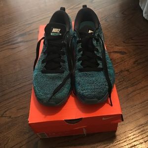 Nike Flyknit AirMax