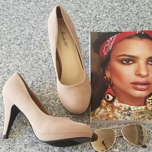 NEW Modesta Taupe Suede High Heel Pumps Size 8.5