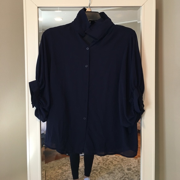 Navy blue button down blouse with buttoned sleeves - Picture 1 of 2
