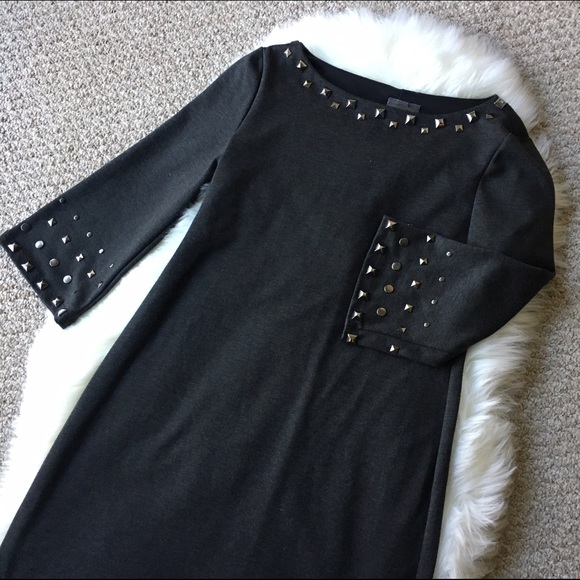 Gorgeous Gray Studded Dress - Size 6 - Picture 2 of 3