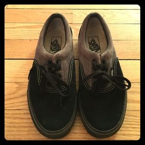 Vans Authentic Shoes Women's Size 6.5 Like New