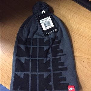 Nike Puff Hat Brand New Gray