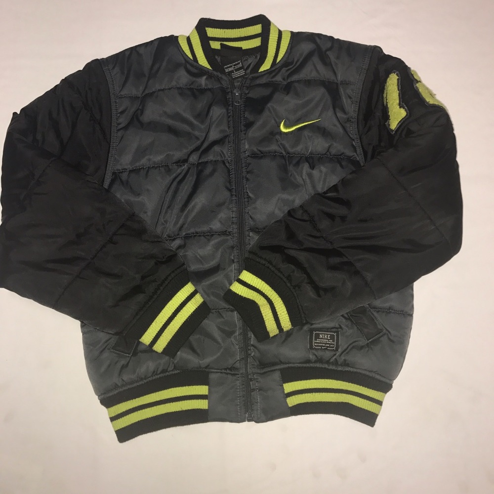 Nike puffer bomber jacket